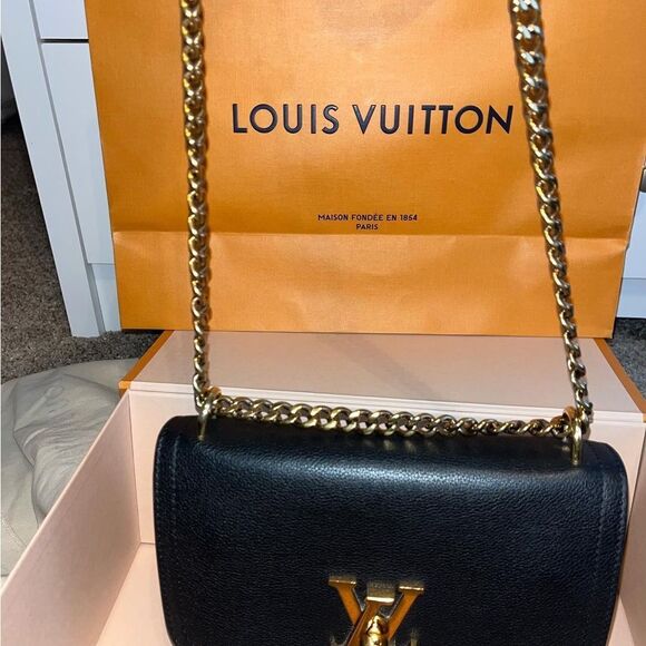 LV Chain Bag Lockme - Picture 8 of 10